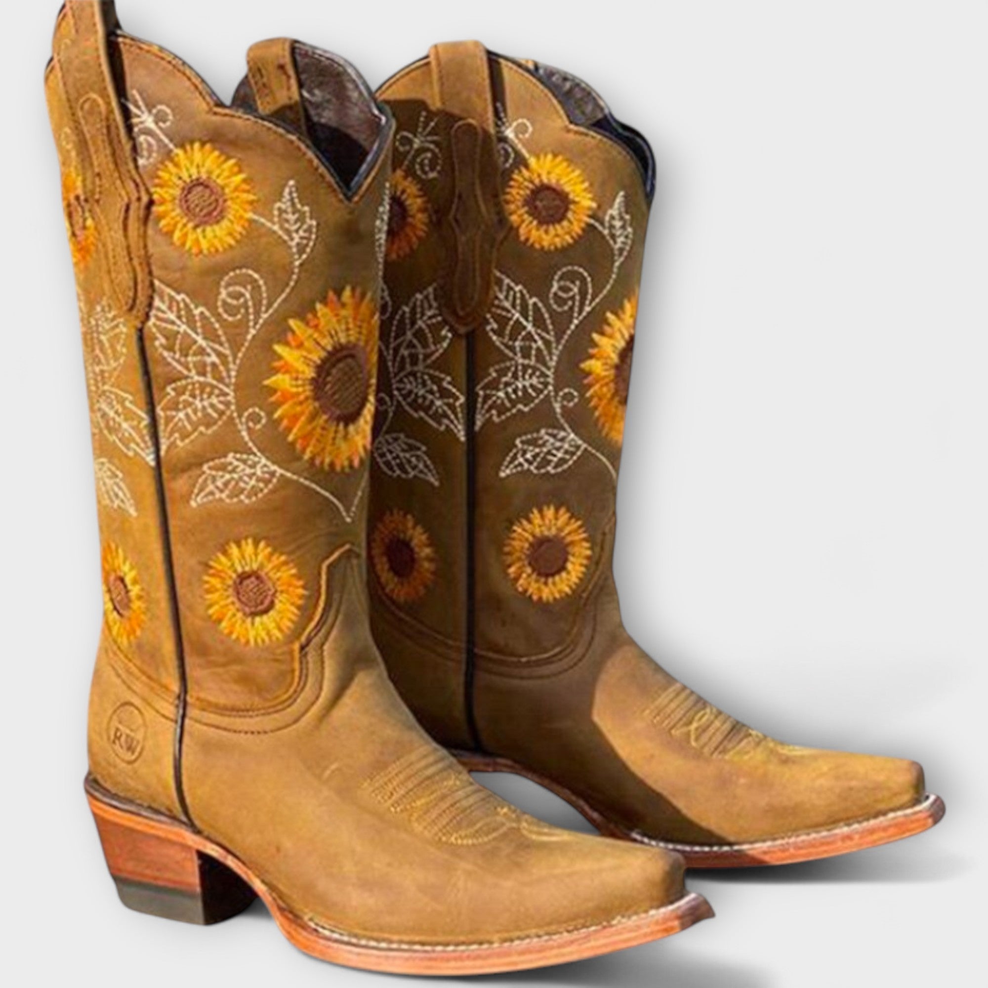 Luna - Bohemian Style Boots